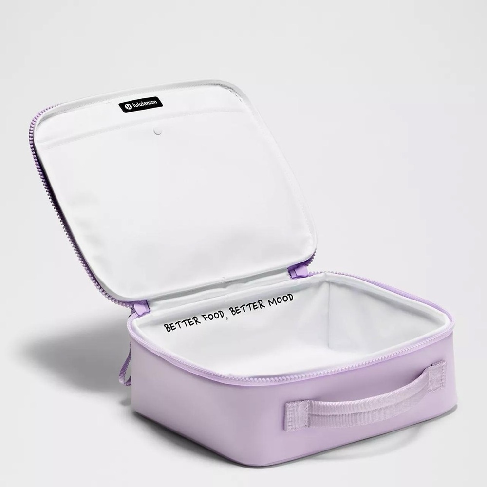 Lululemon New Crew Lunch Box 3.5L- Lavender Frost - Picture 9 of 9